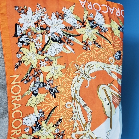 NoraCora orange and ivory silk scarf - Picture 4 of 9